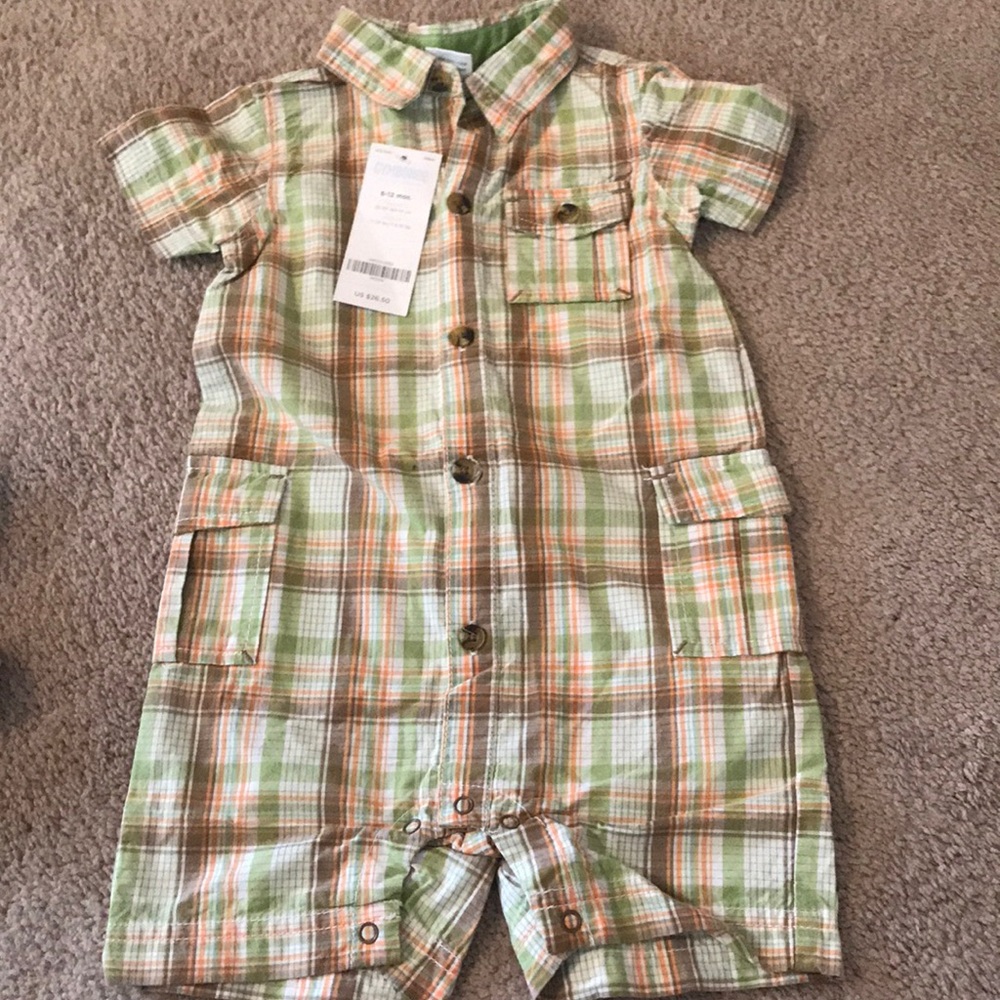 Gymboree Baby boy shorts one piece-size 6/12 mos